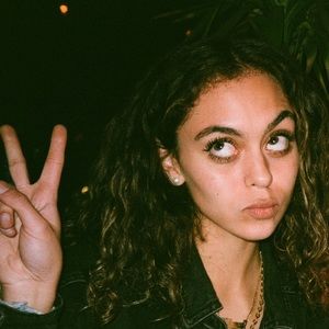 Meet your Posher, Delaney